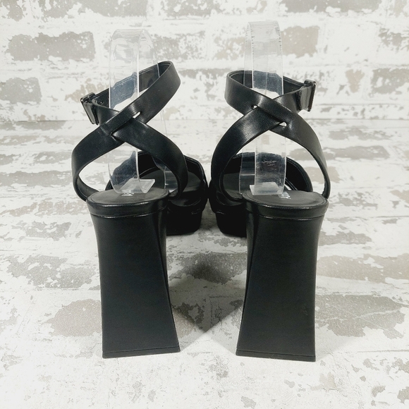 New Abound Tracy Black Faux Leather Block Heel Retro Platform Sandals H465 - Picture 6 of 15
